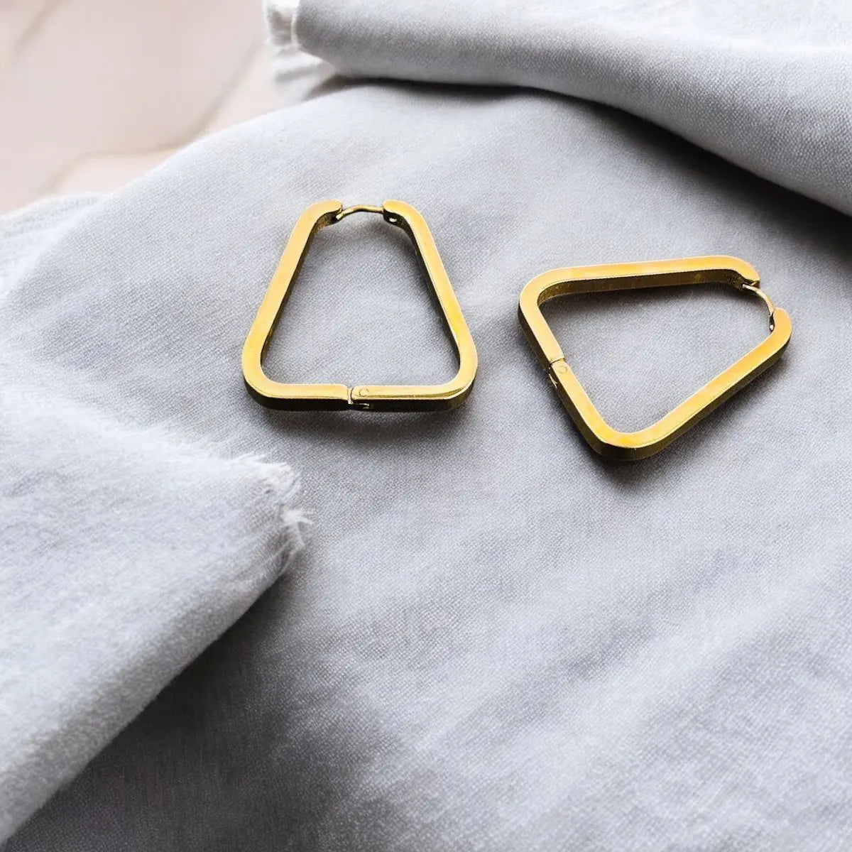 18K Gold Triangle Hoop Earrings for Women – Stainless Steel, Anti - Tarnish - Earrings - Cadeau Craft
