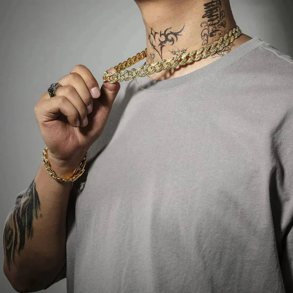Hip Hop Iced Out Thick Heavy Chunky Cuban Curb Chain Necklace for Men – Gold with American Diamonds - Necklace - Cadeau Craft